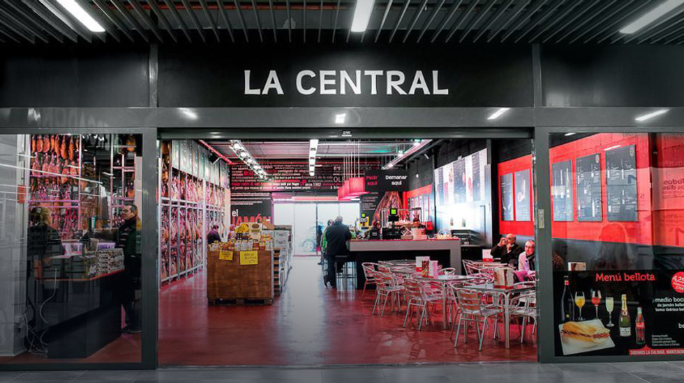 imagen que muestra una compra del producto de enrique tomas